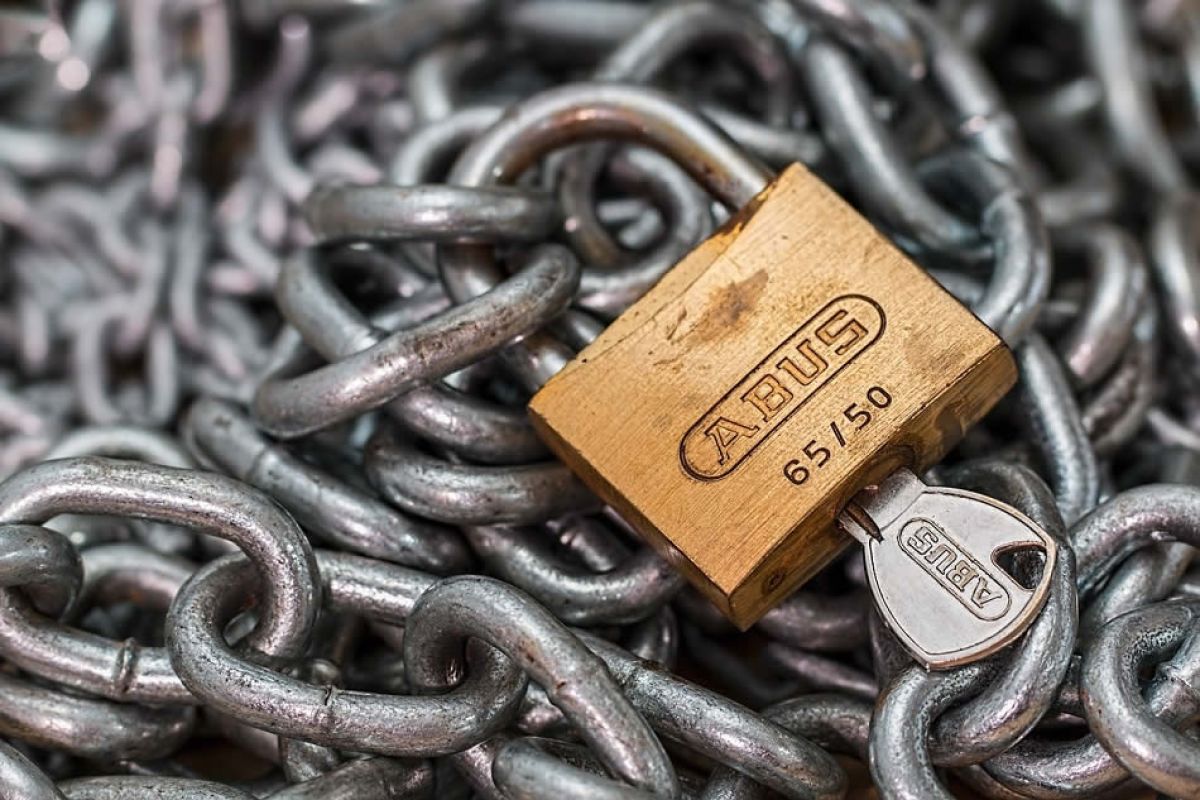Can GPS help fleet security?